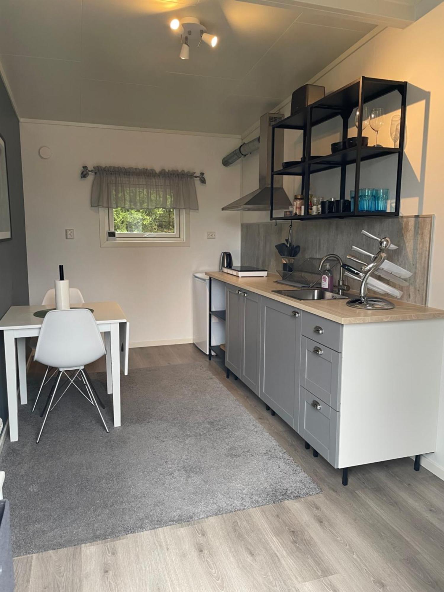 Small Cozy Apartment Tromso Luaran gambar